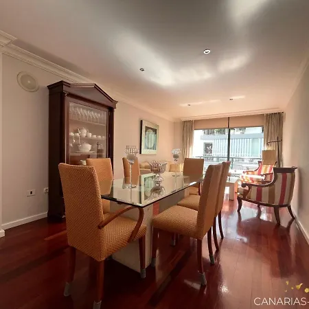 Versicolor Lägenhet